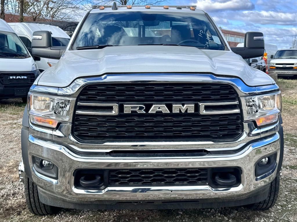 New 2024 RAM 4500 SLT w/ Quick Order Package 2YG SLT image 3