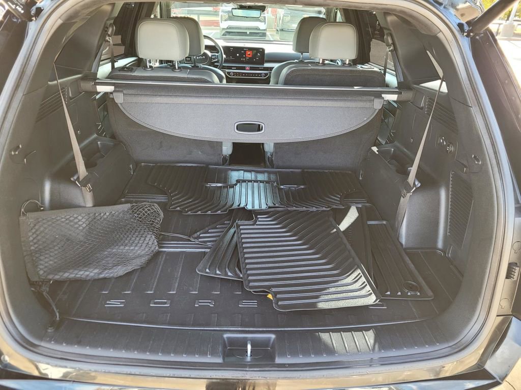 Used 2024 Kia Sorento SX Prestige w/ Sage Leather Package image 15