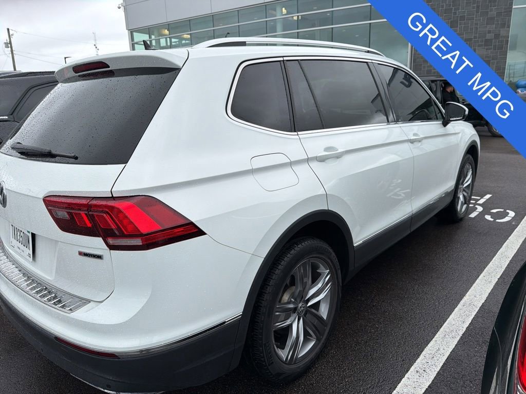 Used 2021 Volkswagen Tiguan SEL AWD/4WD image 2