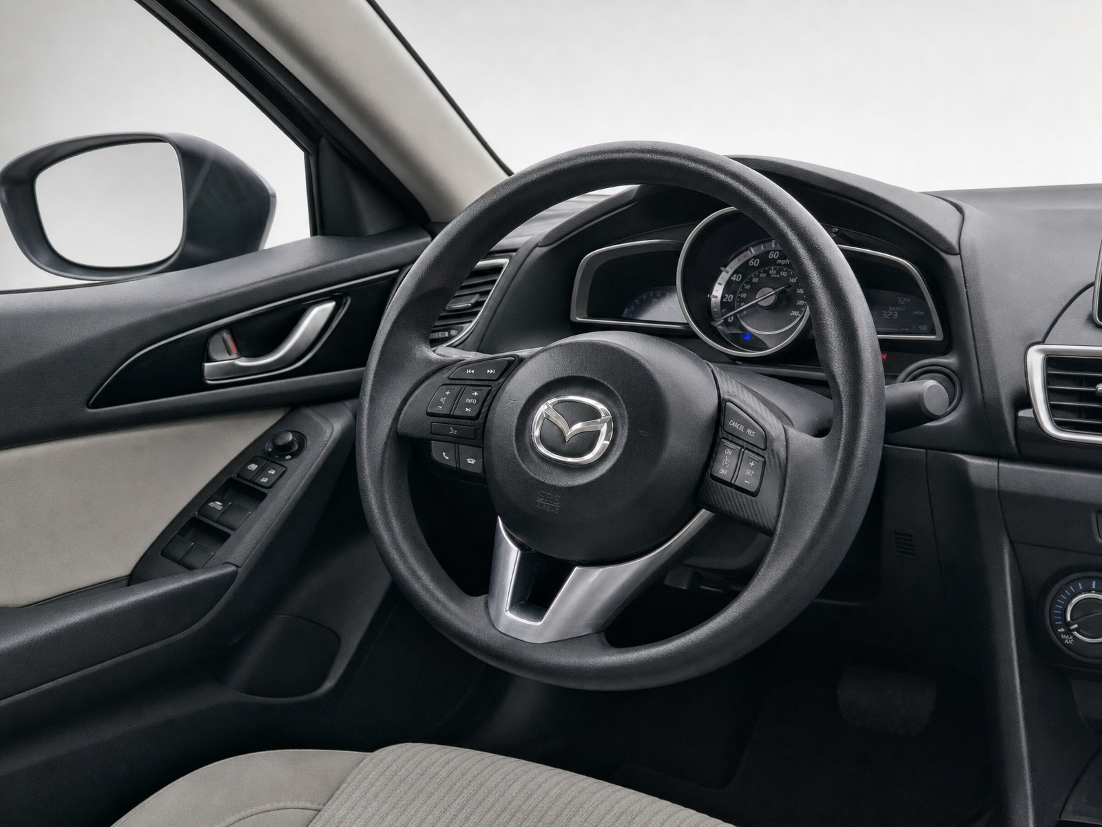 Used 2016 MAZDA MAZDA3 i Sport w/ Preferred Equipment Package FWD image 24