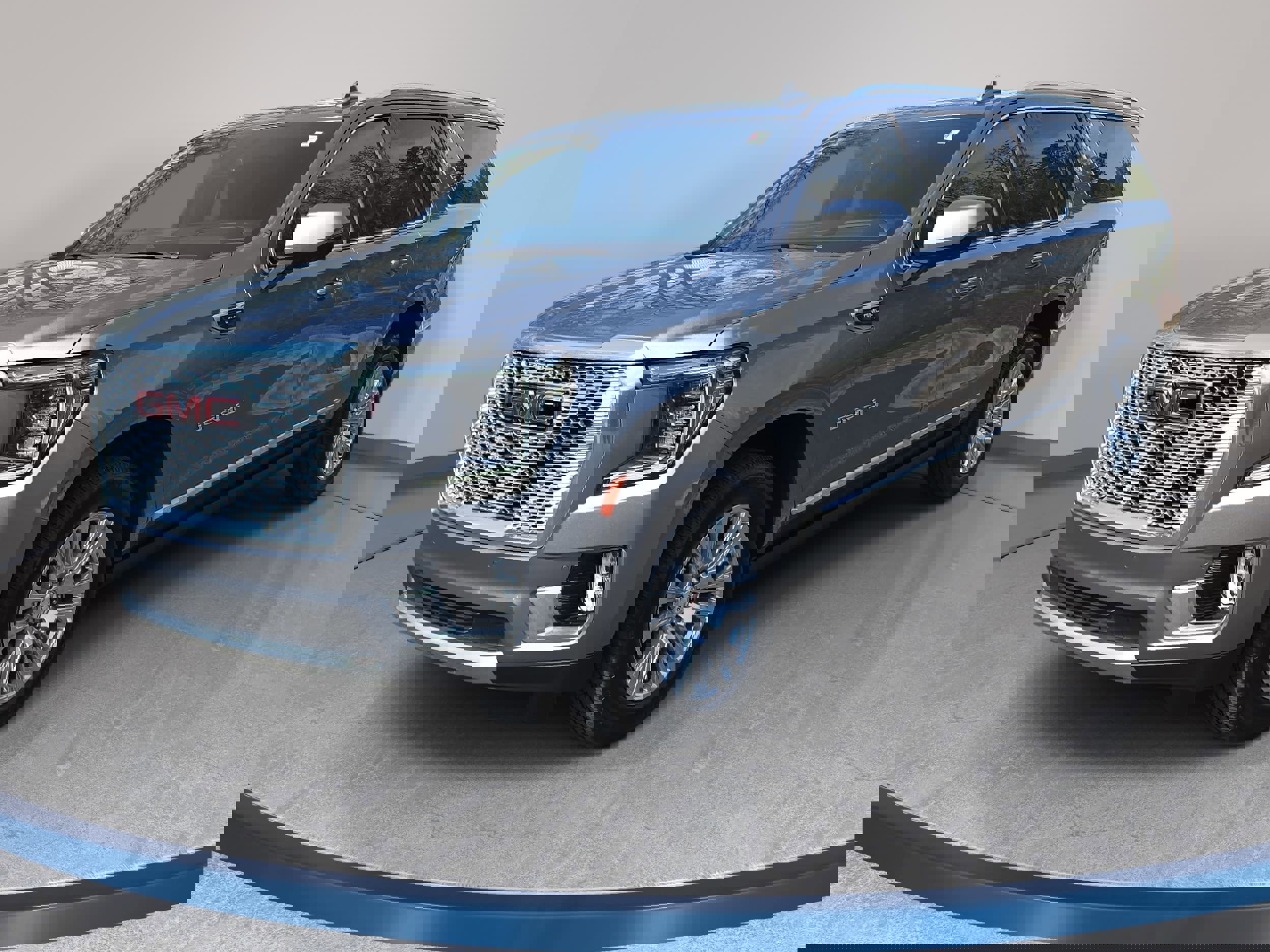 Used 2022 GMC Yukon XL Denali AWD/4WD image 1