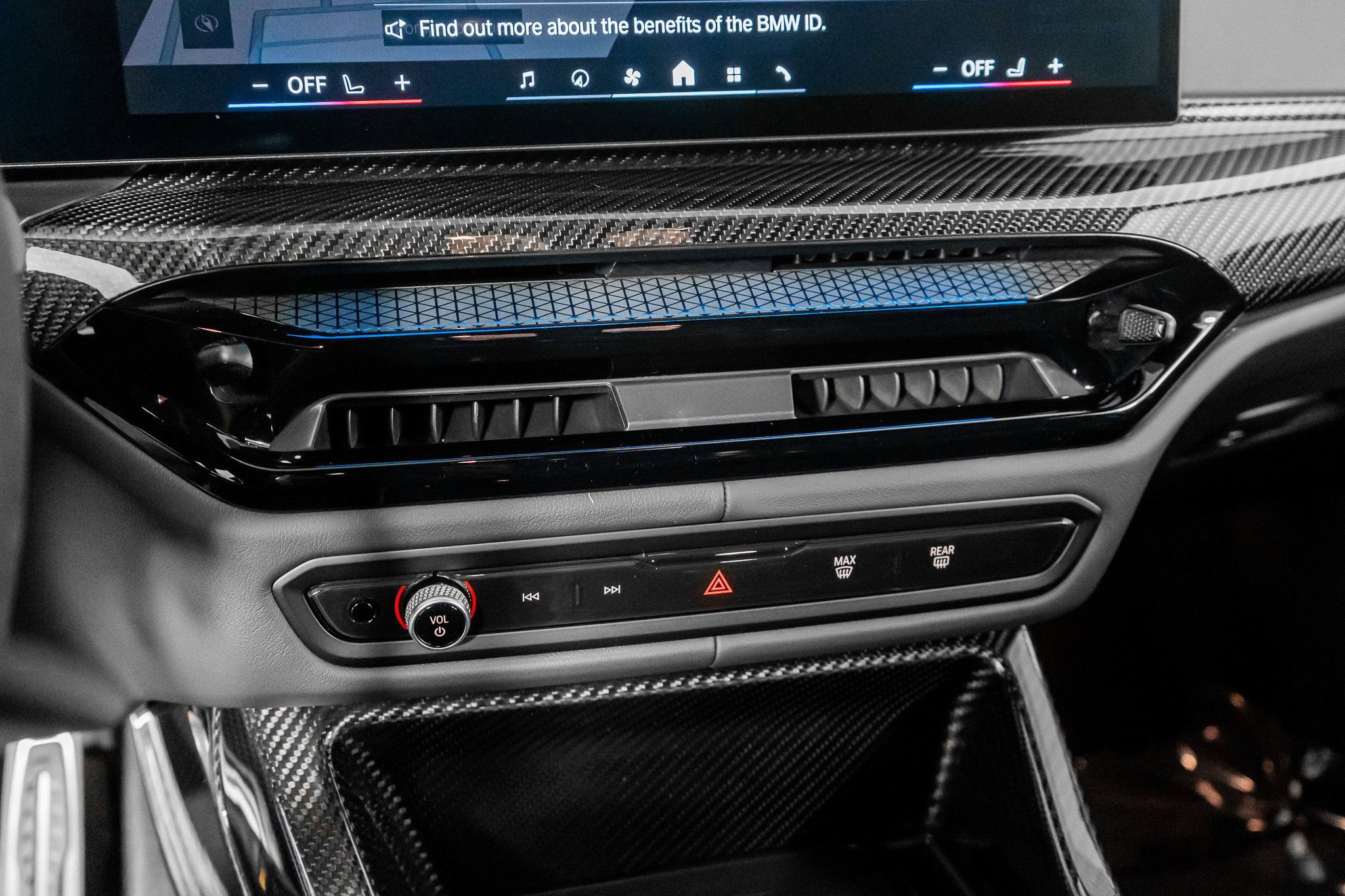 Used 2025 BMW M4 CS image 39