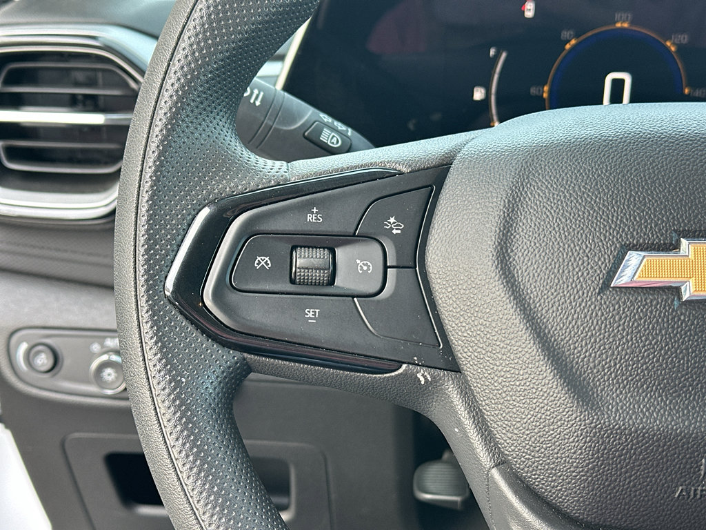Used 2025 Chevrolet TrailBlazer LT image 14