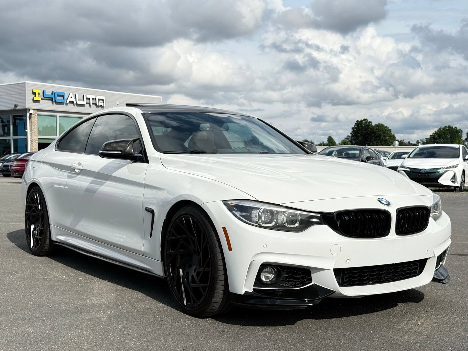 Used 2019 BMW 440i Coupe w/ M Sport Package RWD image 9