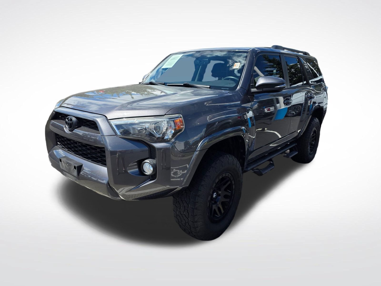 Used 2019 Toyota 4Runner SR5 Premium AWD/4WD image 2