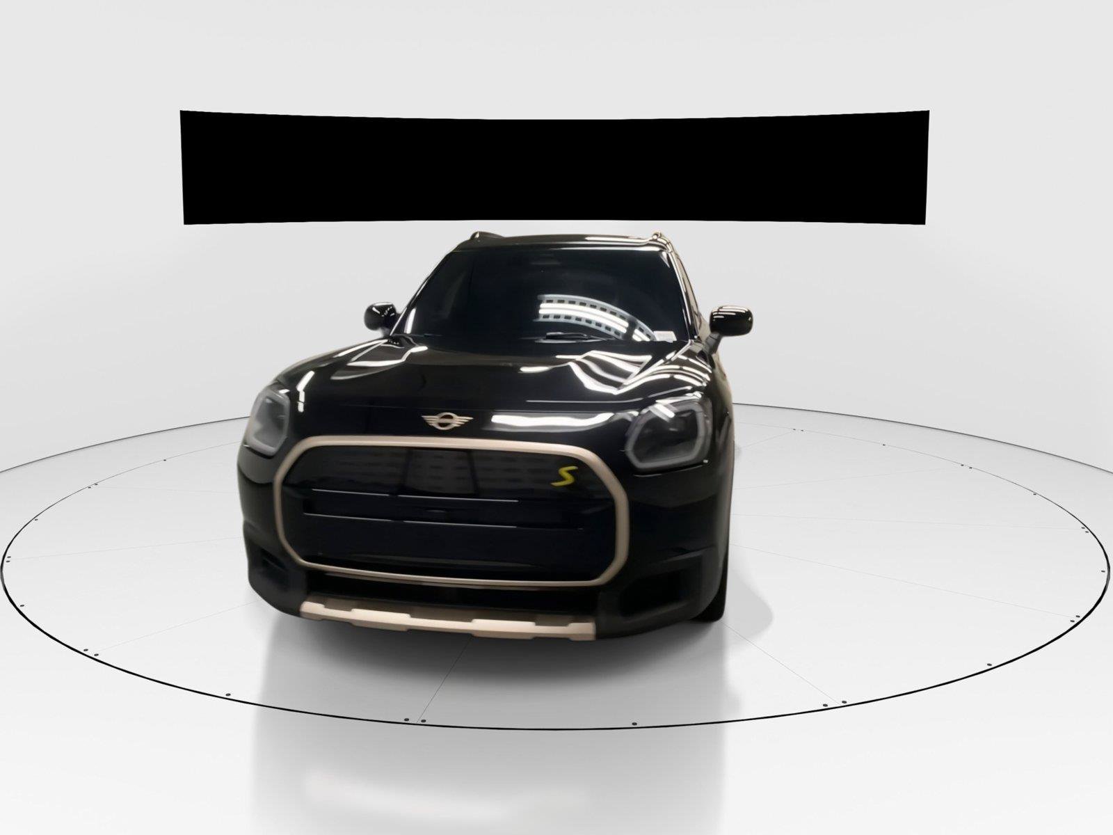 Used 2025 MINI Cooper Countryman SE w/ Comfort Package Max AWD/4WD image 3