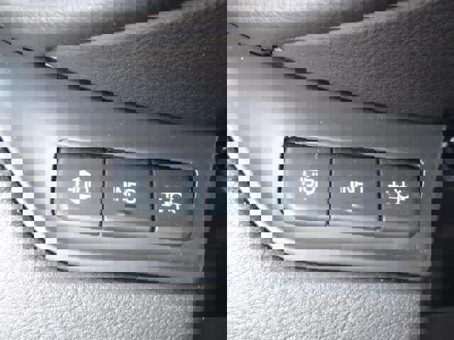 Used 2016 Cadillac Escalade ESV Luxury image 24