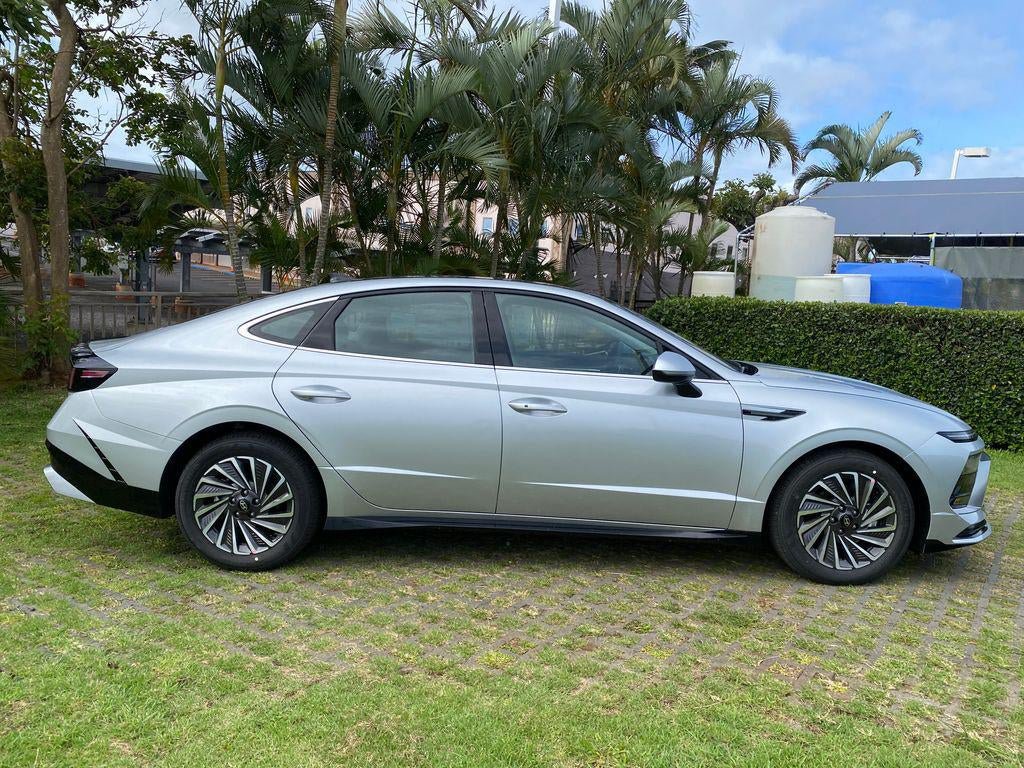 New 2026 Hyundai Sonata SEL FWD image 8