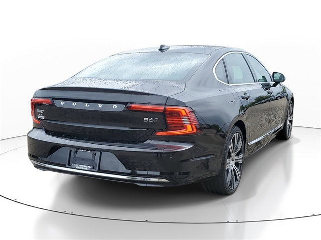 New 2025 Volvo S90 B6 Plus image 4