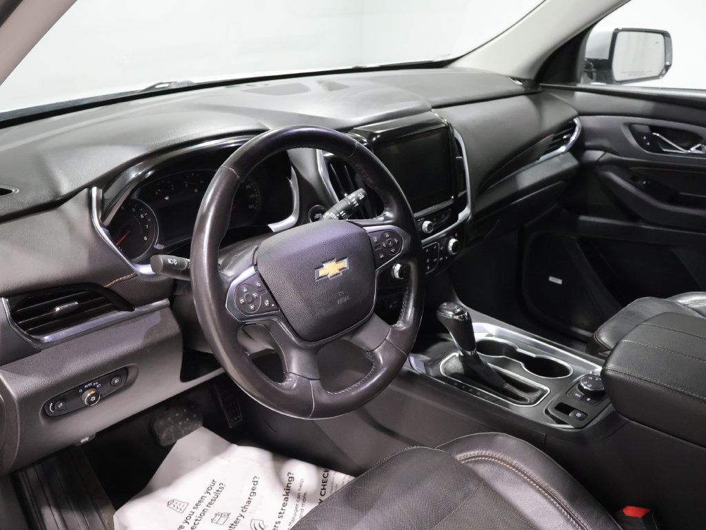 Used 2020 Chevrolet Traverse Premier AWD/4WD image 16