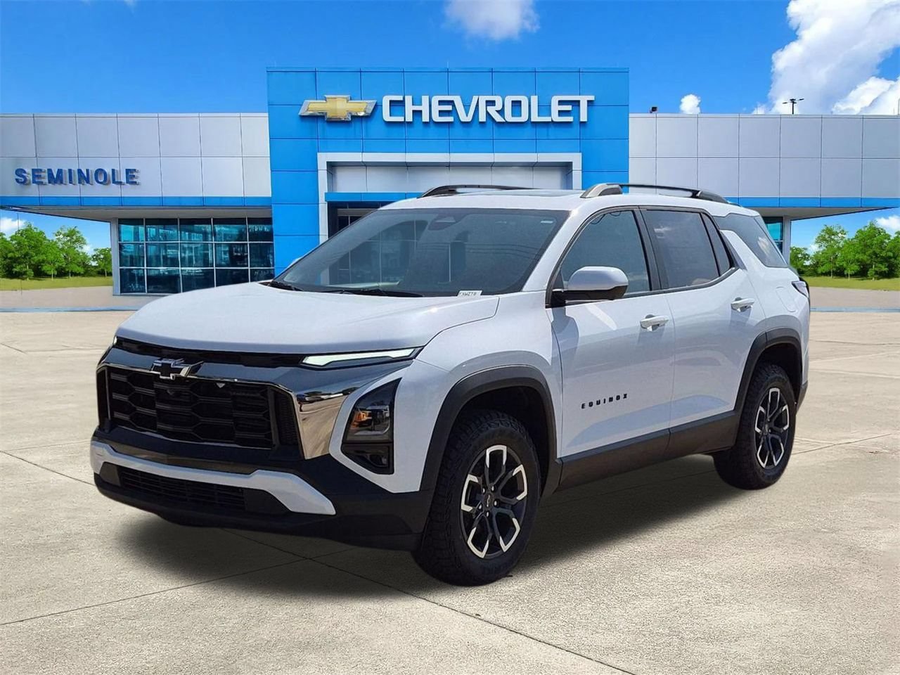 New 2026 Chevrolet Equinox ACTIV w/ Convenience Package III FWD image 2