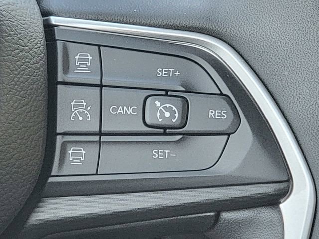 Certified 2023 Jeep Grand Cherokee L Laredo AWD/4WD image 35