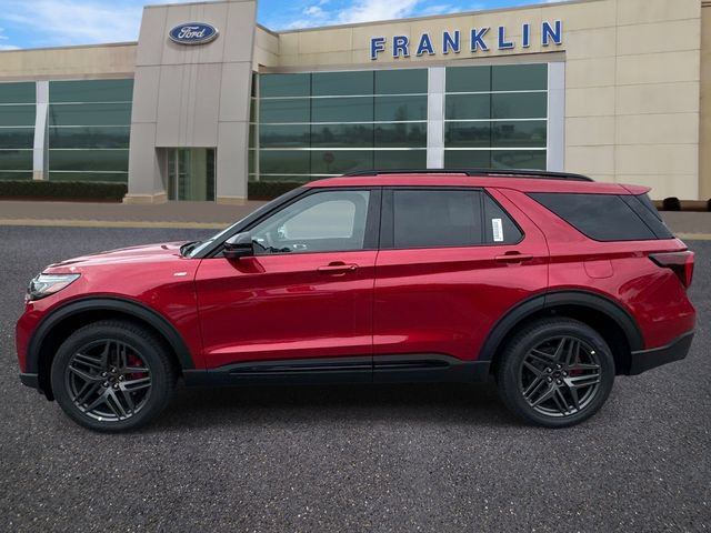 New 2026 Ford Explorer ST-Line w/ ST-Line Street Pack AWD/4WD image 4