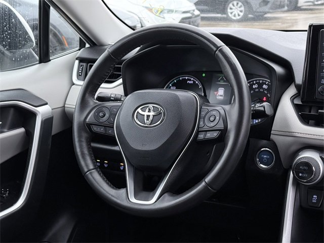 Certified 2021 Toyota RAV4 XLE image 24