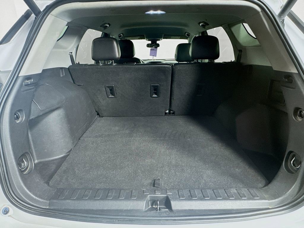 Used 2021 GMC Terrain SLT FWD image 30