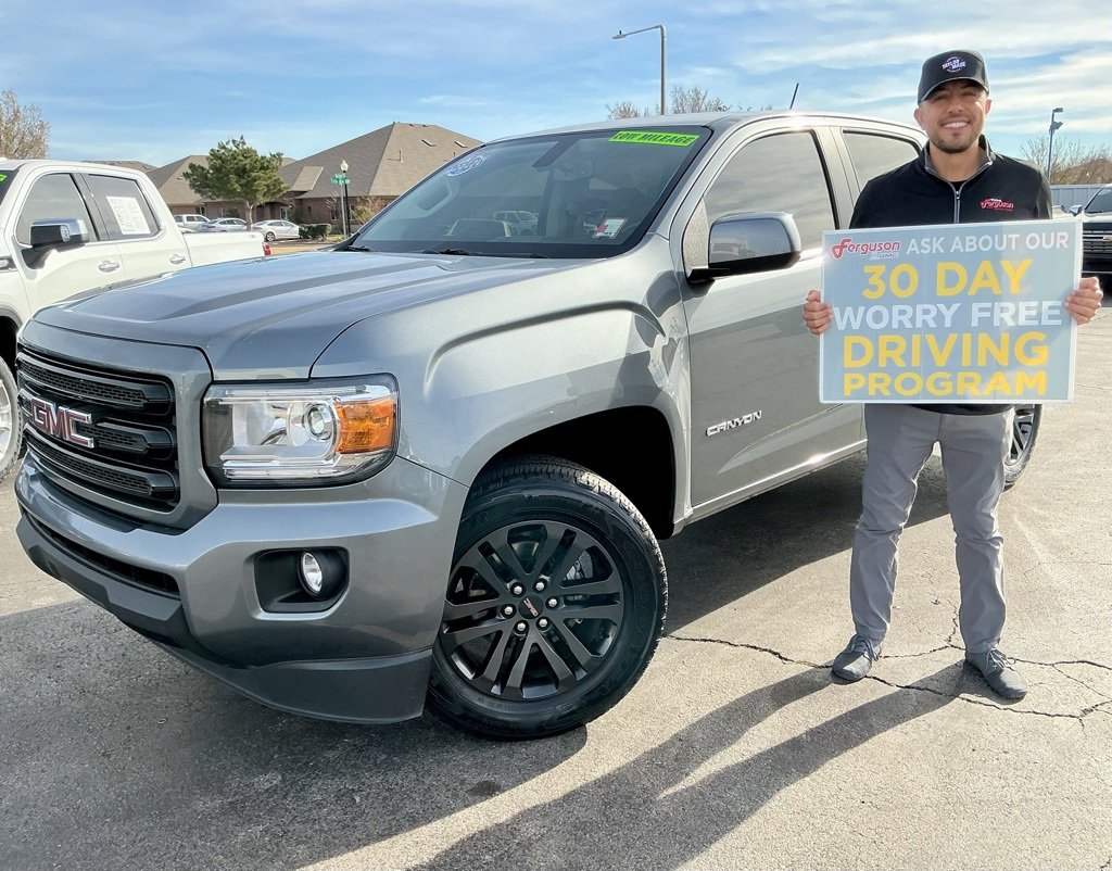 Used 2020 GMC Canyon SLE w/ Elevation Edition image 1