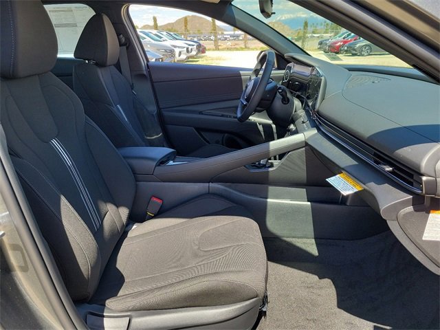 New 2025 Hyundai Elantra SEL image 18