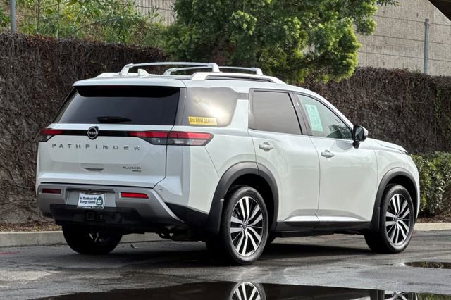 Used 2023 Nissan Pathfinder Platinum AWD/4WD image 4