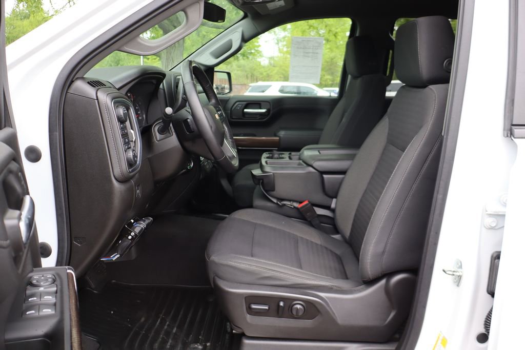 Used 2021 Chevrolet Silverado 1500 LT AWD/4WD image 11
