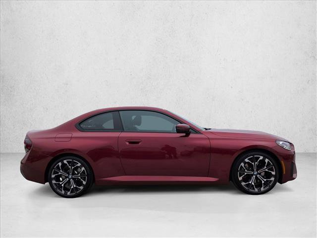Used 2025 BMW 230i Coupe w/ Premium Package image 4