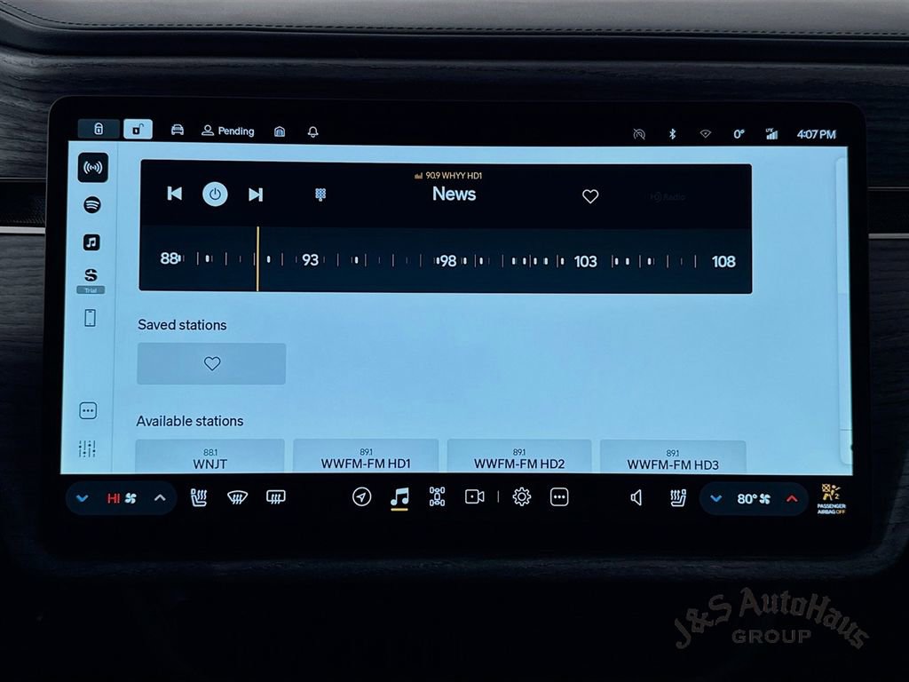 Used 2026 Rivian R1S Adventure image 17