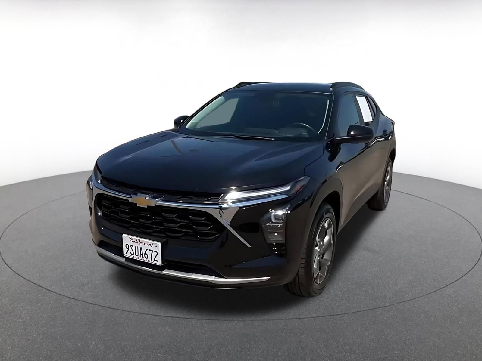 Used 2025 Chevrolet Trax LT w/ LT Convenience Package FWD image 7