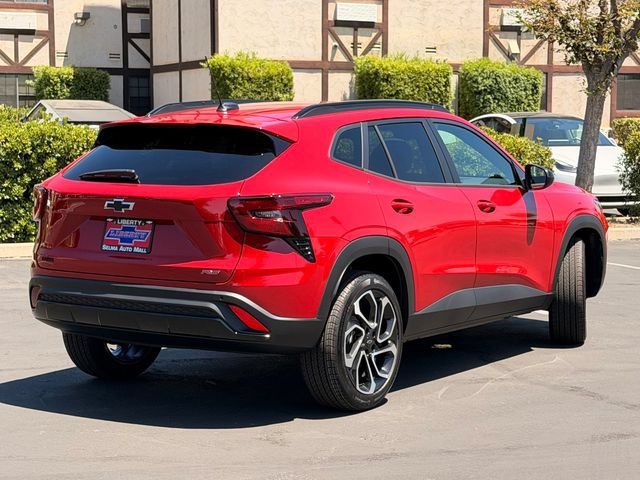 New 2026 Chevrolet Trax RS w/ Driver Confidence Package FWD image 4