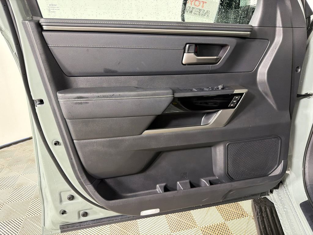 Used 2026 Toyota Sequoia Limited AWD/4WD image 11