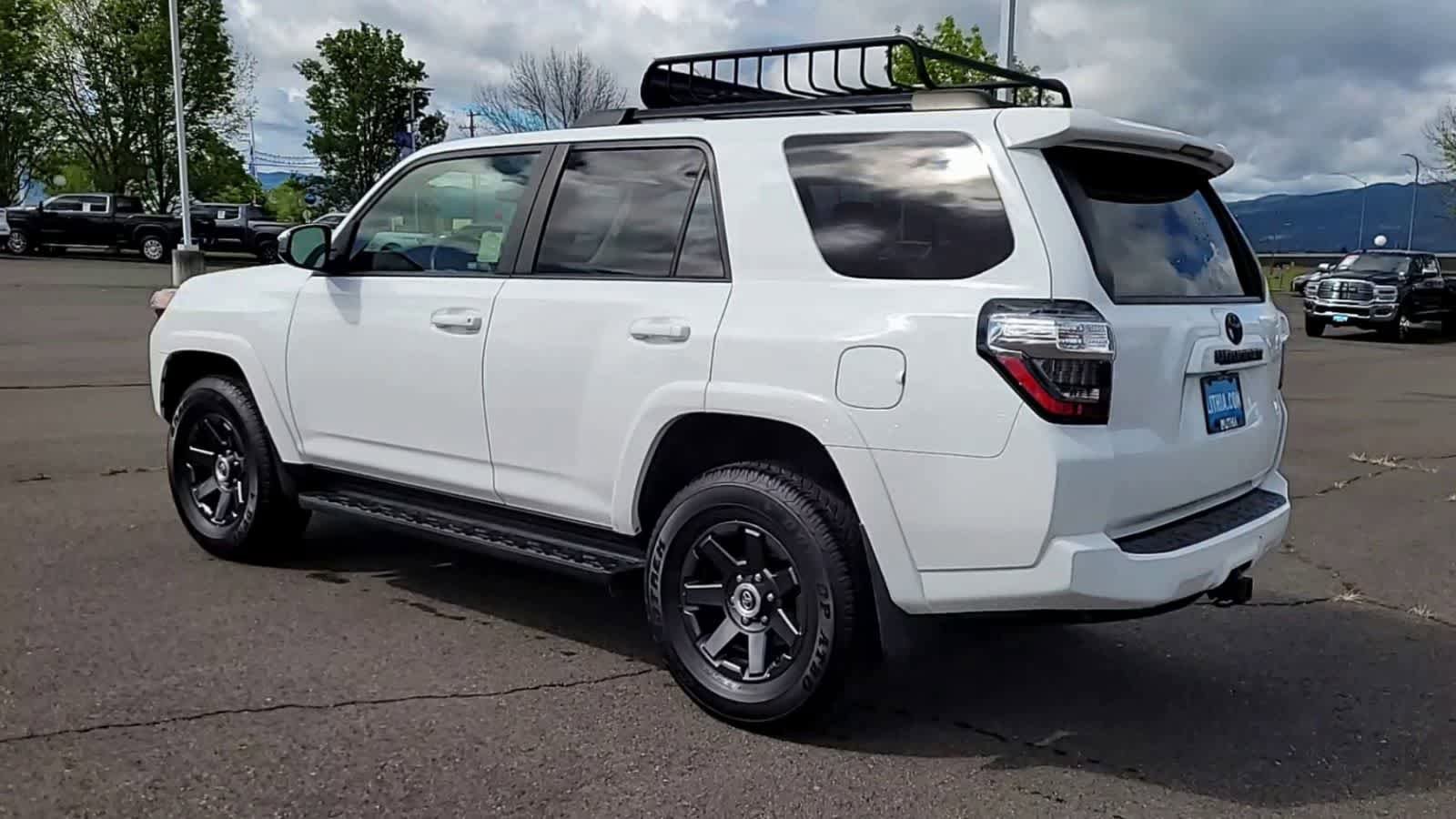 Used 2021 Toyota 4Runner Trail Special Edition AWD/4WD image 6
