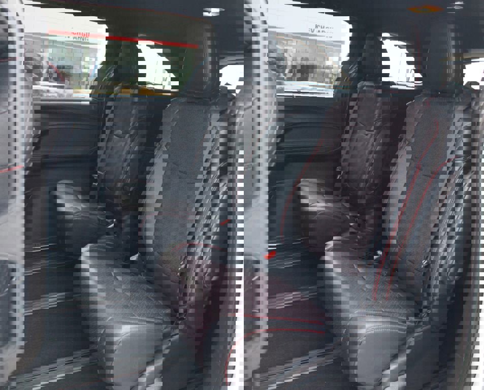 Used 2025 Toyota Sienna XSE w/ XSE Premium Package image 14