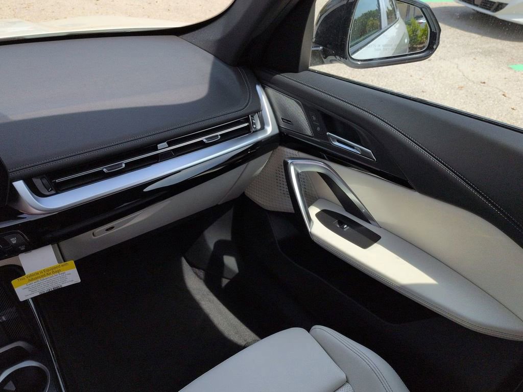New 2026 BMW X1 xDrive28i w/ Technology Package image 17