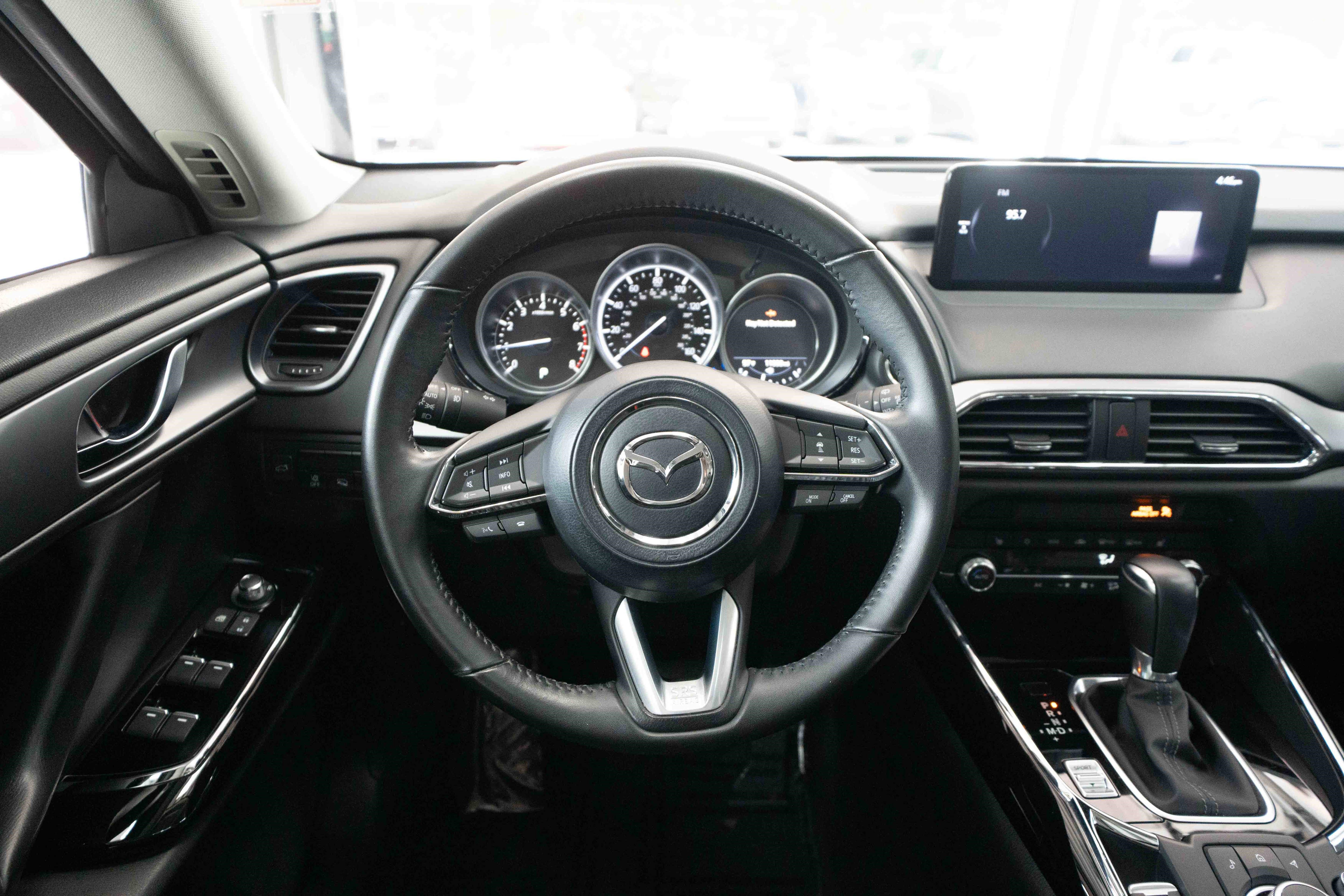 Used 2023 MAZDA CX-9 Touring image 21
