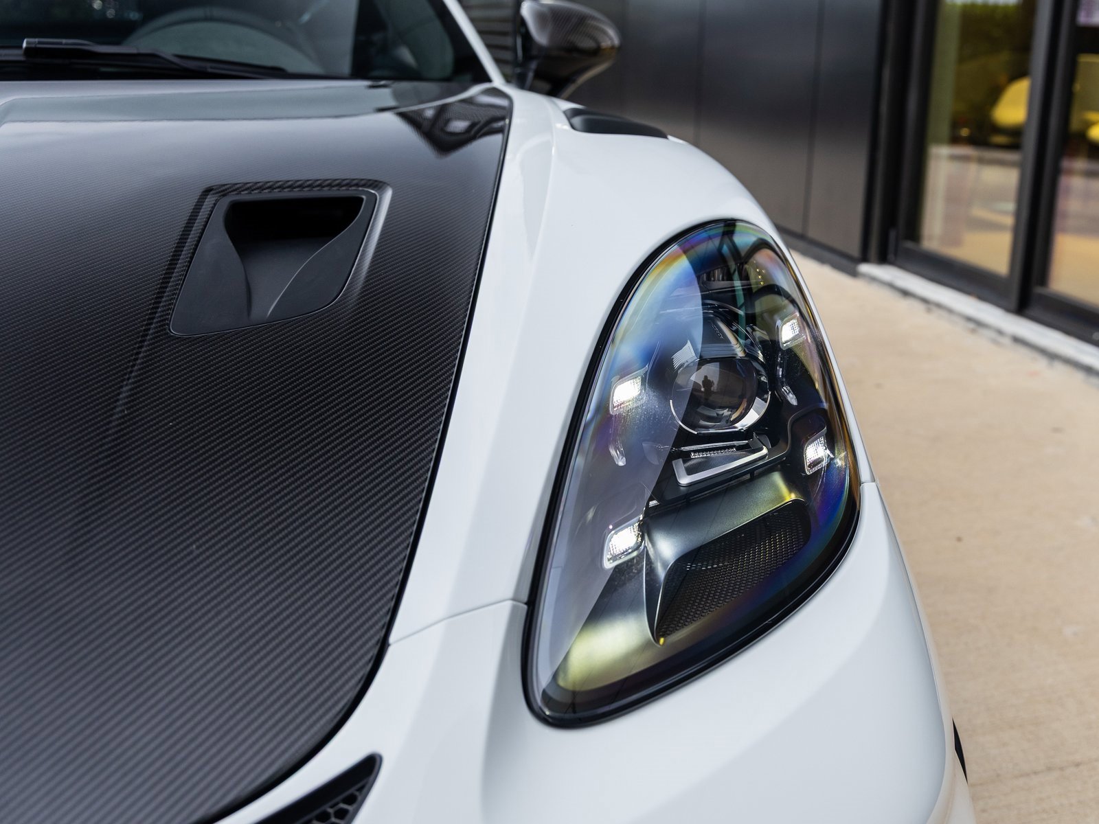 Used 2025 Porsche 718 Cayman GT4 RS image 16