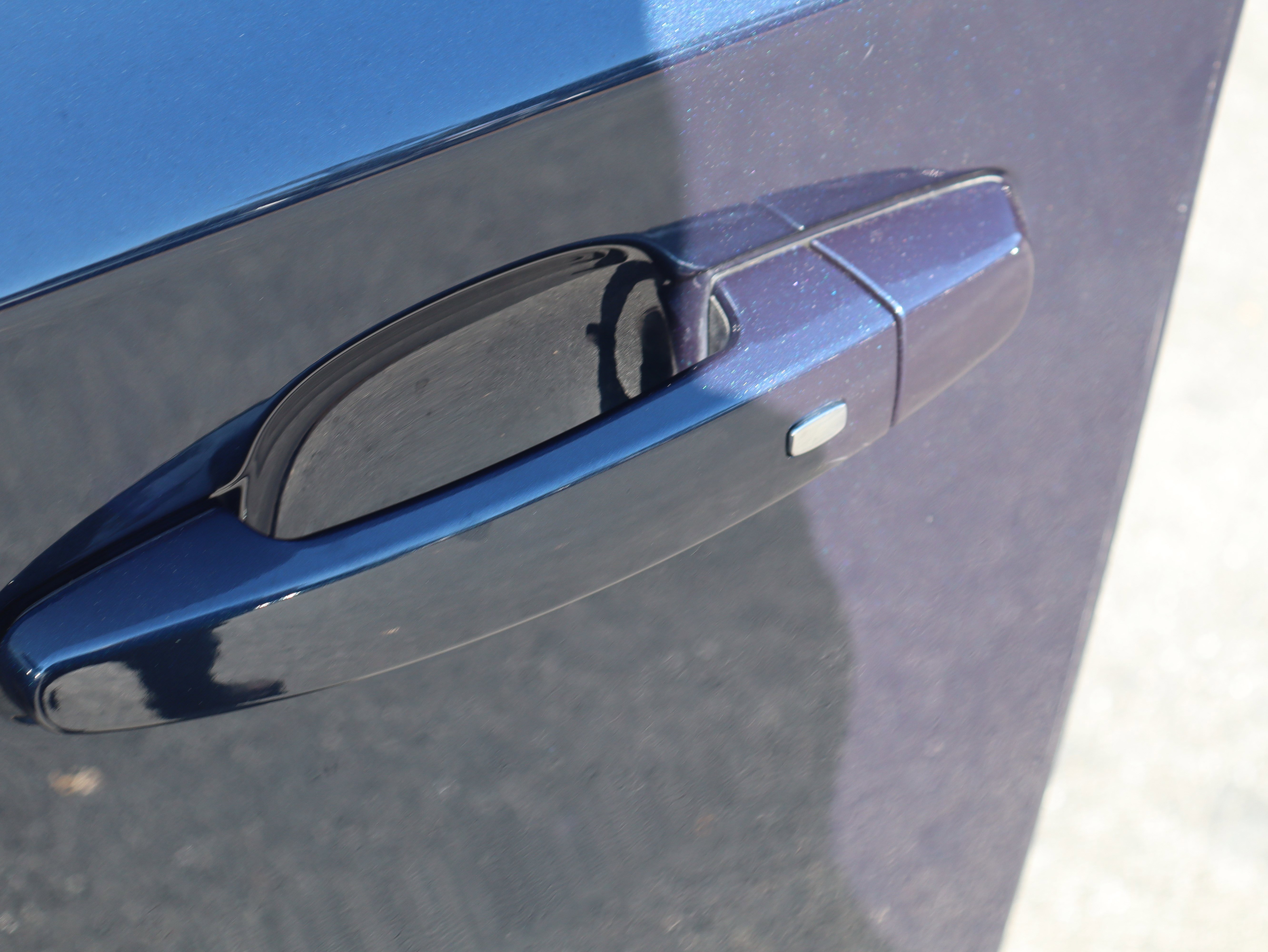 Used 2023 Chevrolet Traverse LT image 42