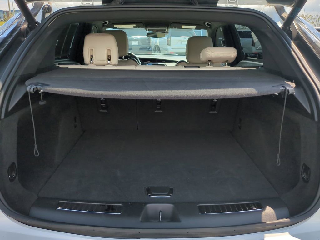 Used 2023 Cadillac XT4 Sport FWD image 12