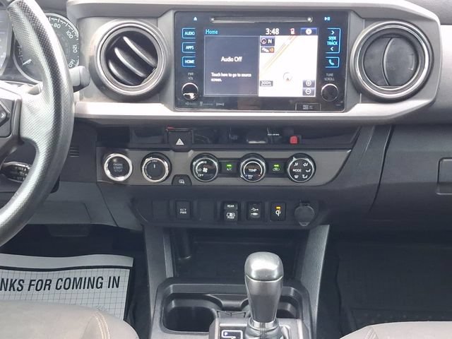 Used 2018 Toyota Tacoma TRD Off-Road AWD/4WD image 4