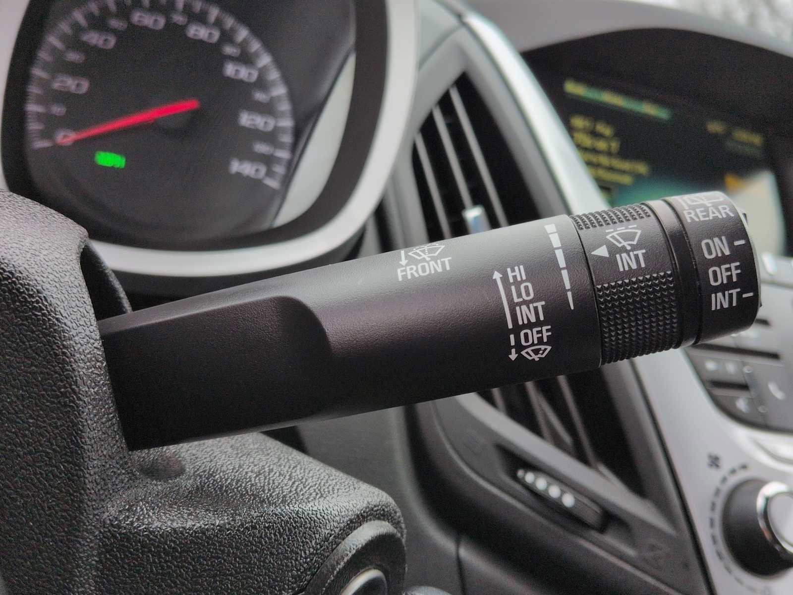 Used 2012 Chevrolet Equinox LT w/ Driver Convenience Package image 26