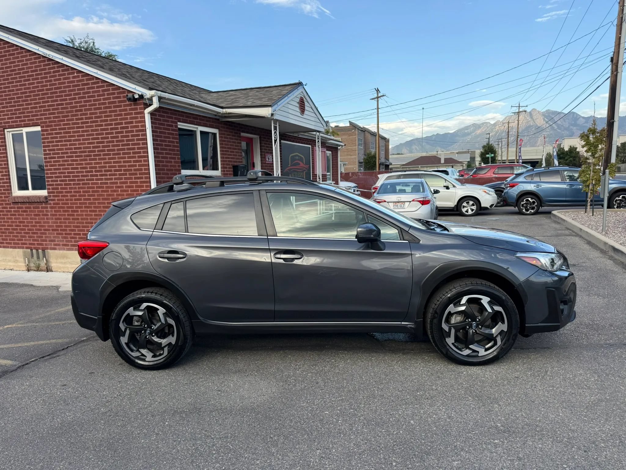 Used 2021 Subaru Crosstrek 2.5i Limited w/ Moonroof Package 2 AWD/4WD image 4