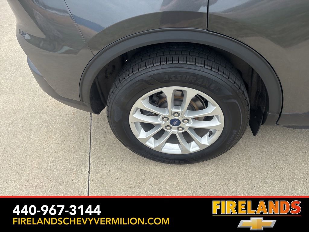 Used 2020 Ford Escape SE image 55