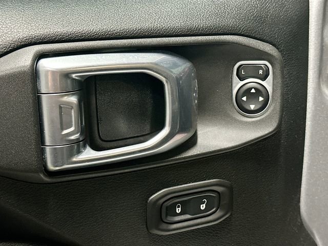 Used 2020 Jeep Gladiator Rubicon image 18