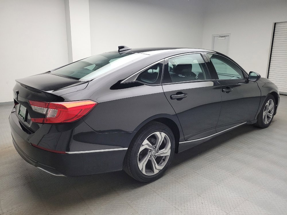 Used 2018 Honda Accord EX image 10