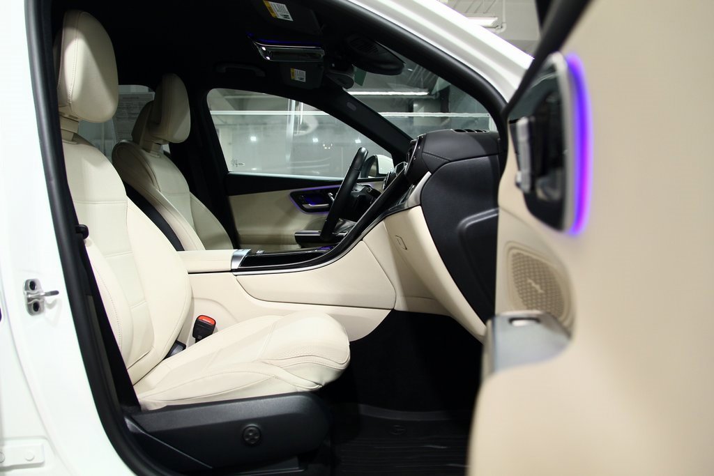 Certified 2025 Mercedes-Benz GLC 300 4MATIC image 22