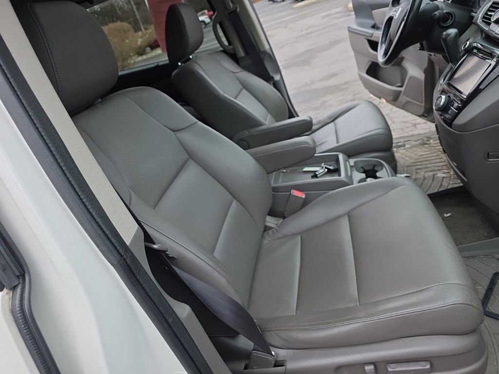 Used 2016 Honda Odyssey EX-L image 27