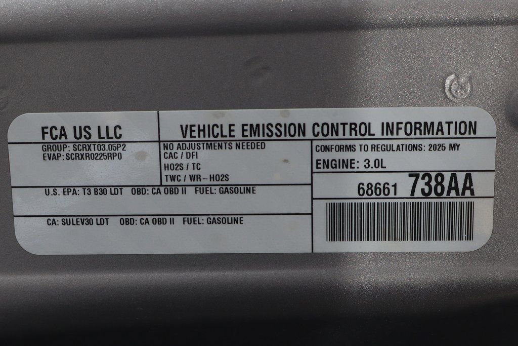 Used 2025 RAM 1500 Limited w/ Body Color Bumper Group image 14