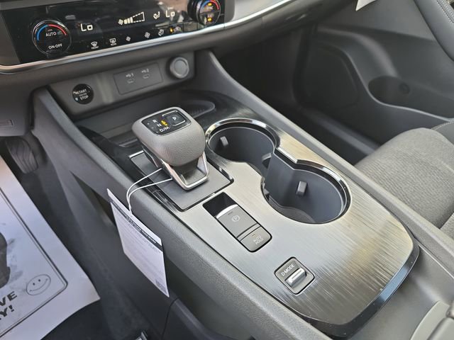 New 2026 Nissan Rogue SV FWD image 32