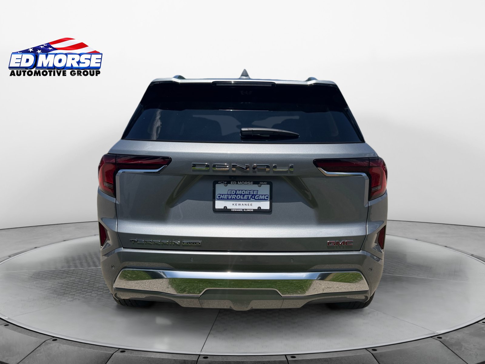 New 2026 GMC Terrain Denali AWD/4WD image 4