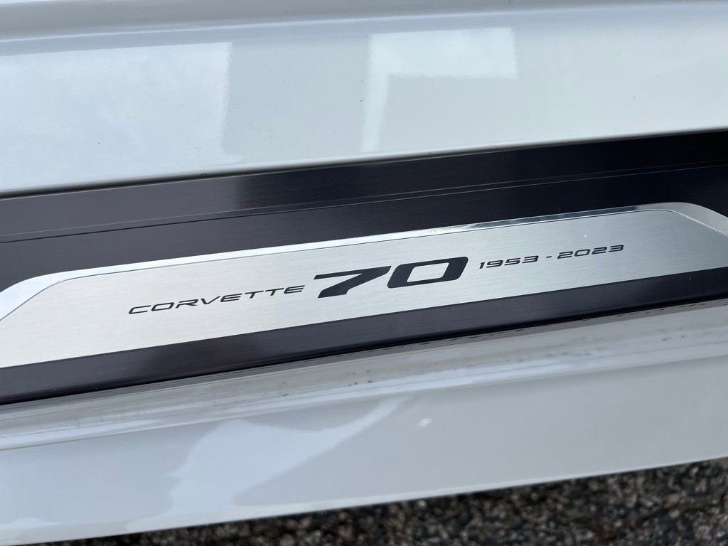 Used 2023 Chevrolet Corvette Stingray Premium Conv w/ Z51 Performance Package image 16