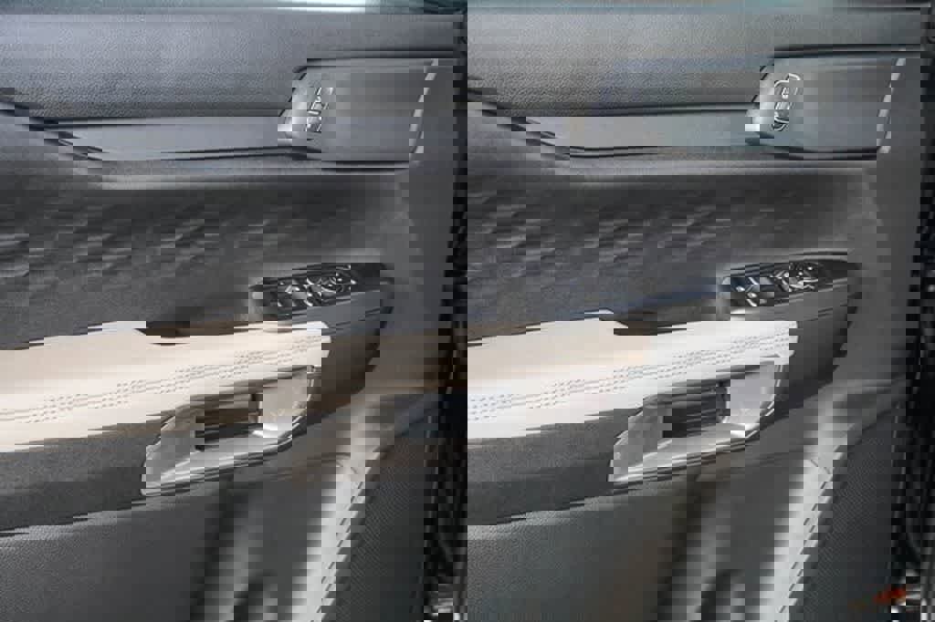 New 2024 Ford Ranger XLT w/ Equipment Group 301A High image 21