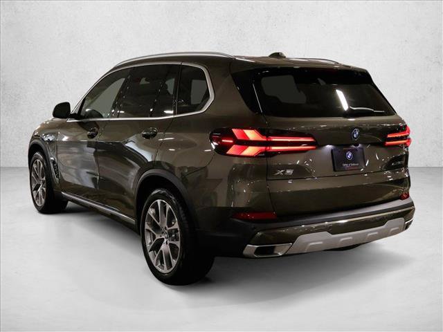New 2026 BMW X5 xDrive50e AWD/4WD image 8
