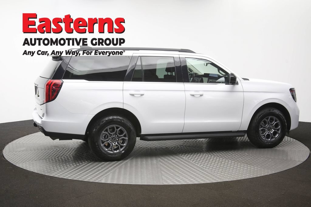 Used 2025 Ford Expedition Active AWD/4WD image 45